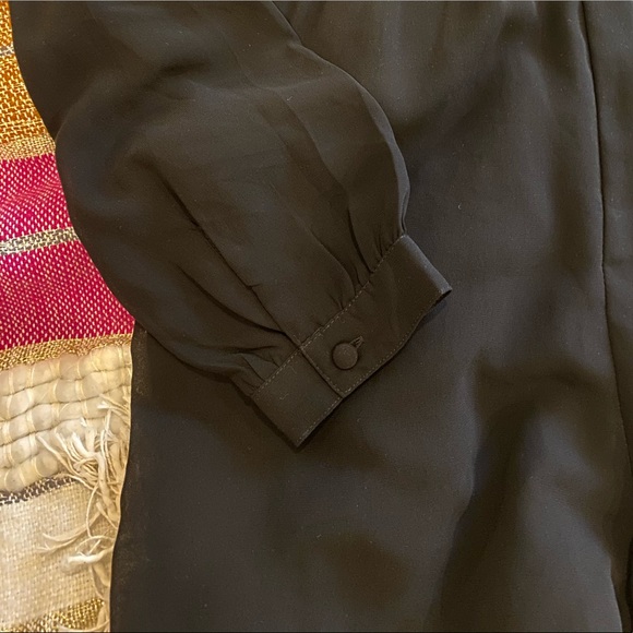 Abercrombie Key Hole Romper size zero - Picture 4 of 5